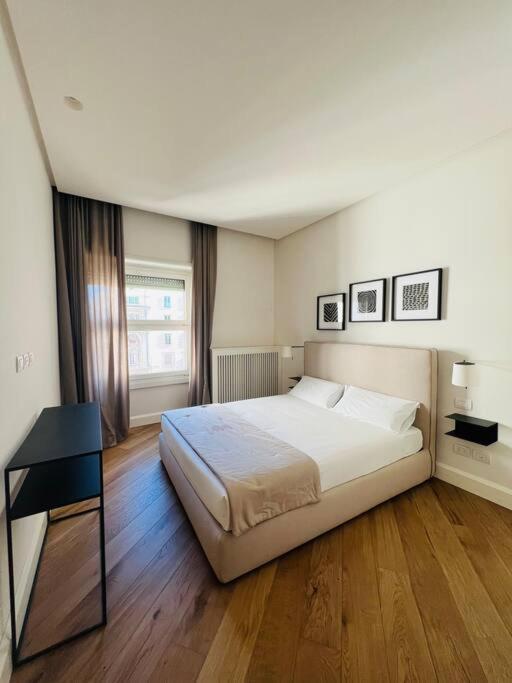 Piazza Affari Apartment - City Center Милан Экстерьер фото