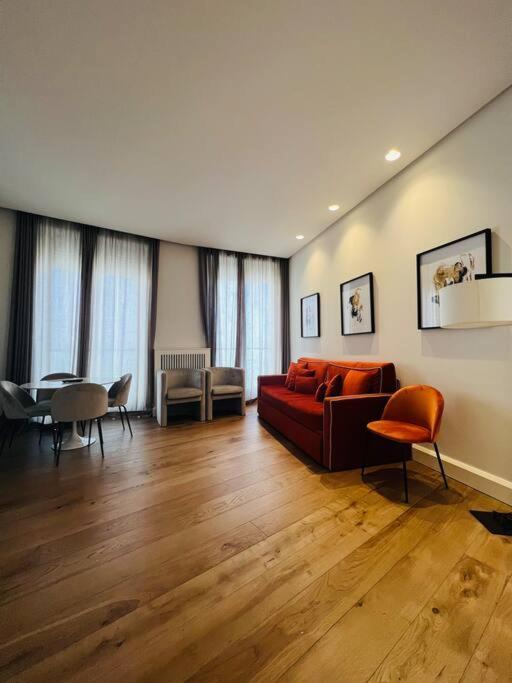 Piazza Affari Apartment - City Center Милан Экстерьер фото